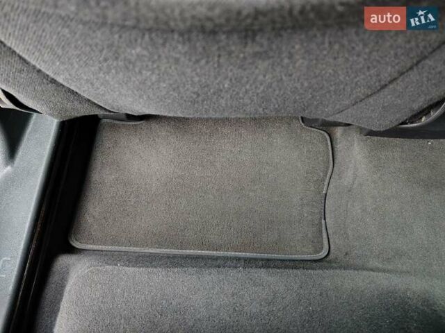 Черный Опель Зафира, объемом двигателя 1.6 л и пробегом 245 тыс. км за 5800 $, фото 48 на Automoto.ua