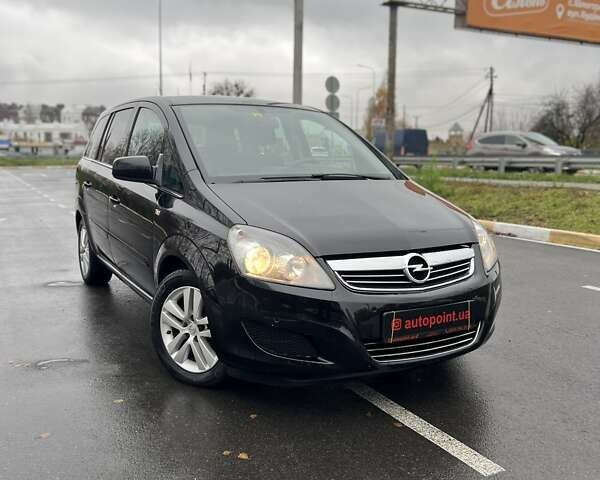 Черный Опель Зафира, объемом двигателя 1.8 л и пробегом 166 тыс. км за 7999 $, фото 2 на Automoto.ua