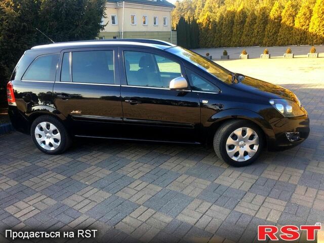 Чорний Опель Зафіра, об'ємом двигуна 1.7 л та пробігом 232 тис. км за 7000 $, фото 3 на Automoto.ua