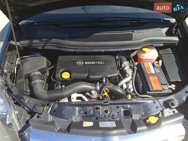 Черный Опель Зафира, объемом двигателя 1.7 л и пробегом 219 тыс. км за 6950 $, фото 29 на Automoto.ua