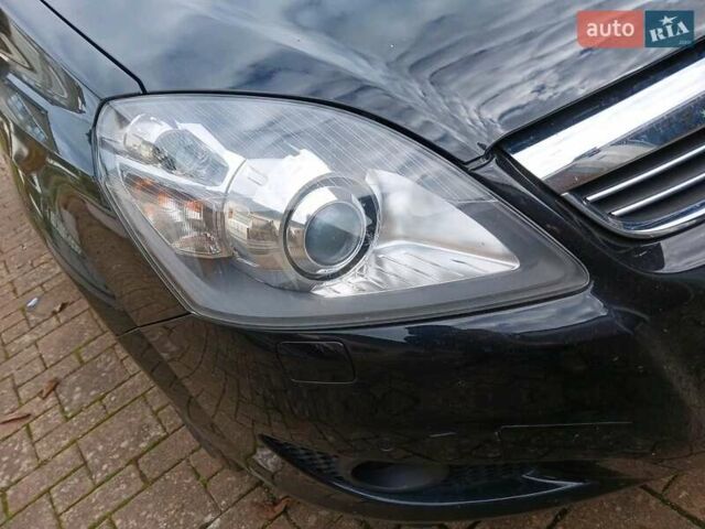 Чорний Опель Зафіра, об'ємом двигуна 1.8 л та пробігом 239 тис. км за 7995 $, фото 1 на Automoto.ua