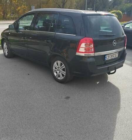 Черный Опель Зафира, объемом двигателя 1.8 л и пробегом 204 тыс. км за 7800 $, фото 2 на Automoto.ua