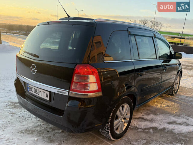 Черный Опель Зафира, объемом двигателя 1.7 л и пробегом 281 тыс. км за 6999 $, фото 7 на Automoto.ua