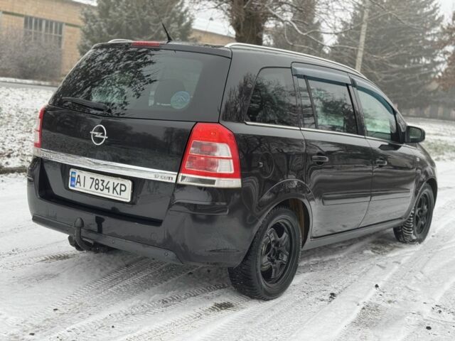 Чорний Опель Зафіра, об'ємом двигуна 1.7 л та пробігом 244 тис. км за 7500 $, фото 10 на Automoto.ua