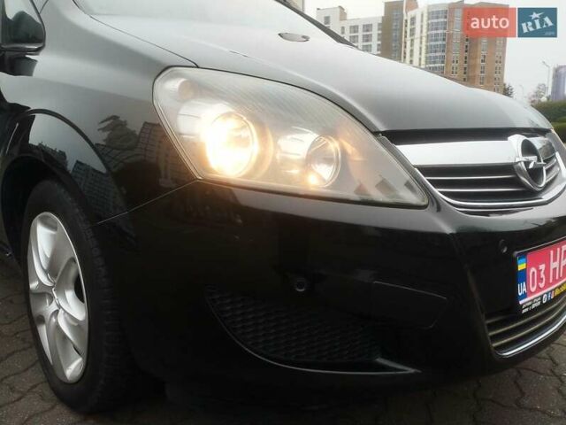 Черный Опель Зафира, объемом двигателя 1.7 л и пробегом 244 тыс. км за 7650 $, фото 16 на Automoto.ua