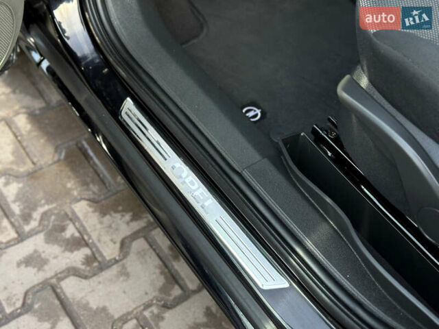 Чорний Опель Зафіра, об'ємом двигуна 1.8 л та пробігом 210 тис. км за 8199 $, фото 44 на Automoto.ua