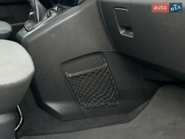 Чорний Опель Зафіра, об'ємом двигуна 1.8 л та пробігом 210 тис. км за 8199 $, фото 99 на Automoto.ua