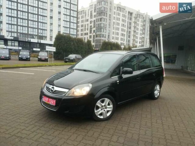 Черный Опель Зафира, объемом двигателя 1.7 л и пробегом 244 тыс. км за 7650 $, фото 64 на Automoto.ua