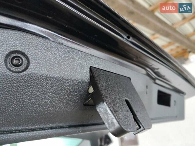 Черный Опель Зафира, объемом двигателя 1.6 л и пробегом 245 тыс. км за 5800 $, фото 32 на Automoto.ua