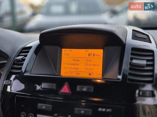 Чорний Опель Зафіра, об'ємом двигуна 1.7 л та пробігом 271 тис. км за 7055 $, фото 38 на Automoto.ua