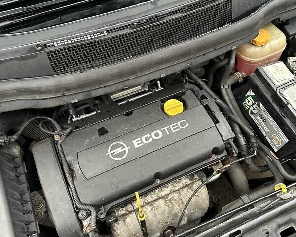 Чорний Опель Зафіра, об'ємом двигуна 1.8 л та пробігом 166 тис. км за 7900 $, фото 28 на Automoto.ua