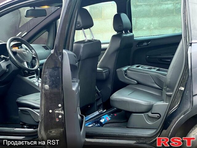 Чорний Опель Зафіра, об'ємом двигуна 1.9 л та пробігом 300 тис. км за 7500 $, фото 9 на Automoto.ua