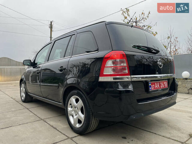 Черный Опель Зафира, объемом двигателя 1.7 л и пробегом 260 тыс. км за 6999 $, фото 21 на Automoto.ua
