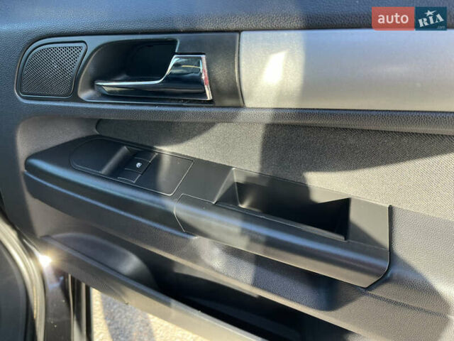 Чорний Опель Зафіра, об'ємом двигуна 1.7 л та пробігом 270 тис. км за 7550 $, фото 10 на Automoto.ua