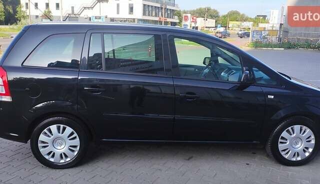 Опель Зафира 2012 в Хмельницком на Automoto.ua Черный Опель Зафира, объемом двигателя 1.7 л и пробегом 227 тыс. км за 8100 $, фото 6 на Automoto.ua