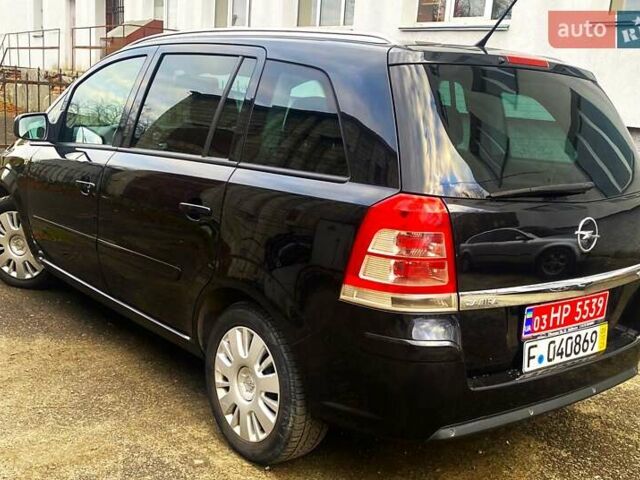 Черный Опель Зафира, объемом двигателя 0 л и пробегом 212 тыс. км за 7800 $, фото 4 на Automoto.ua