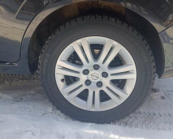 Опель Зафира 2012 в Самборе на Automoto.ua Черный Опель Зафира, объемом двигателя 1.7 л и пробегом 178 тыс. км за 8100 $, фото 9 на Automoto.ua