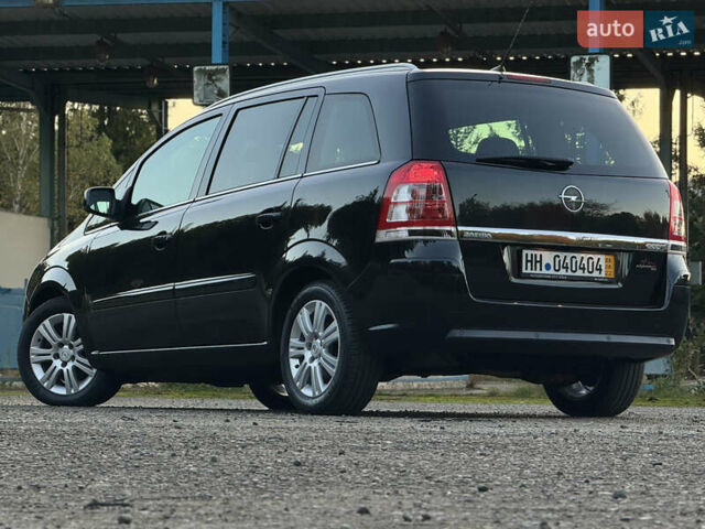 Черный Опель Зафира, объемом двигателя 1.7 л и пробегом 189 тыс. км за 8350 $, фото 138 на Automoto.ua