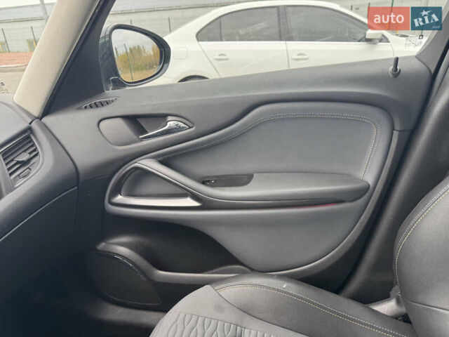 Опель Зафира 2012 в Луцке на Automoto.ua Черный Опель Зафира, объемом двигателя 1.96 л и пробегом 283 тыс. км за 11500 $, фото 16 на Automoto.ua