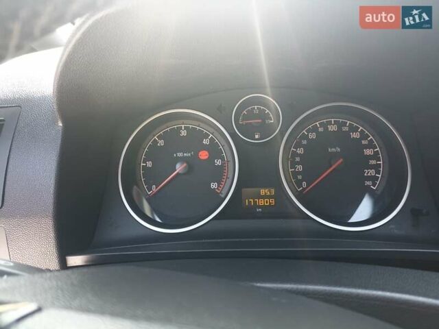 Опель Зафира 2012 в Самборе на Automoto.ua Черный Опель Зафира, объемом двигателя 1.7 л и пробегом 178 тыс. км за 8100 $, фото 19 на Automoto.ua