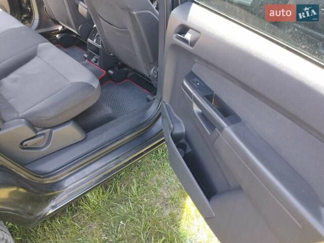 Черный Опель Зафира, объемом двигателя 1.6 л и пробегом 219 тыс. км за 7000 $, фото 30 на Automoto.ua