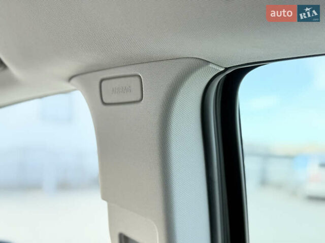 Черный Опель Зафира, объемом двигателя 1.8 л и пробегом 213 тыс. км за 7700 $, фото 38 на Automoto.ua