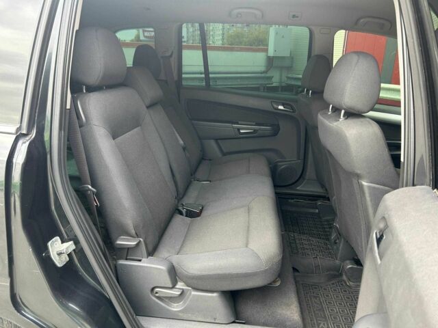 Черный Опель Зафира, объемом двигателя 1.7 л и пробегом 308 тыс. км за 7290 $, фото 10 на Automoto.ua