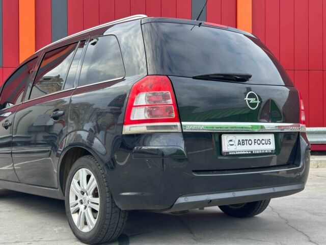 Черный Опель Зафира, объемом двигателя 1.7 л и пробегом 308 тыс. км за 7290 $, фото 4 на Automoto.ua