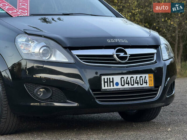 Черный Опель Зафира, объемом двигателя 1.7 л и пробегом 189 тыс. км за 8350 $, фото 30 на Automoto.ua