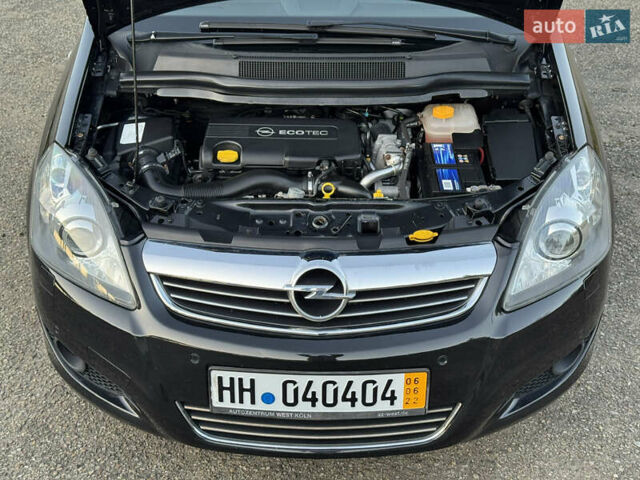 Черный Опель Зафира, объемом двигателя 1.7 л и пробегом 189 тыс. км за 8350 $, фото 145 на Automoto.ua