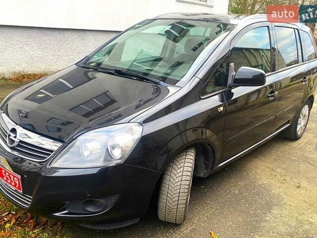 Черный Опель Зафира, объемом двигателя 0 л и пробегом 212 тыс. км за 7800 $, фото 2 на Automoto.ua