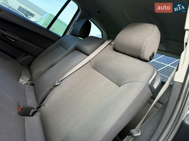 Черный Опель Зафира, объемом двигателя 1.8 л и пробегом 213 тыс. км за 7700 $, фото 71 на Automoto.ua