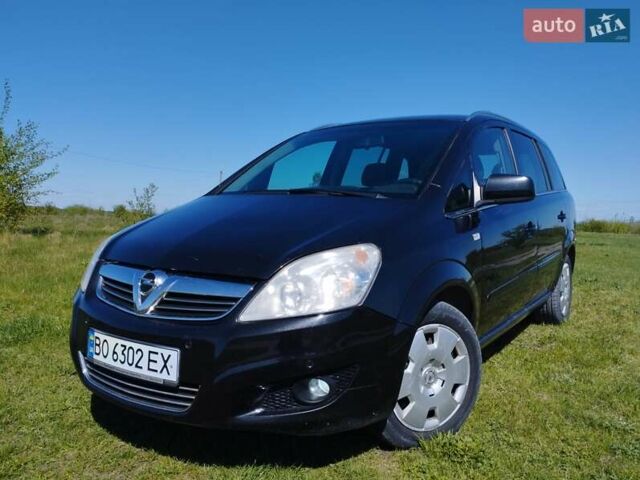 Черный Опель Зафира, объемом двигателя 1.6 л и пробегом 219 тыс. км за 7000 $, фото 2 на Automoto.ua