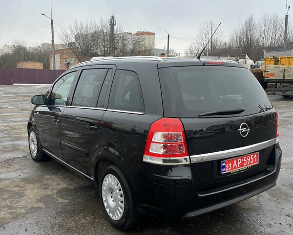 Черный Опель Зафира, объемом двигателя 1.8 л и пробегом 211 тыс. км за 8000 $, фото 8 на Automoto.ua