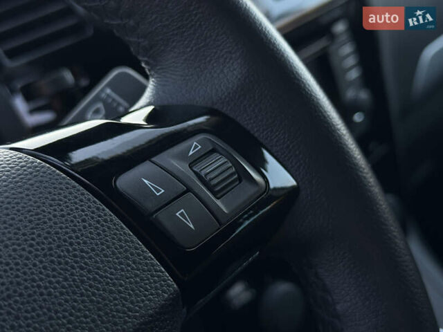 Черный Опель Зафира, объемом двигателя 1.7 л и пробегом 189 тыс. км за 8350 $, фото 55 на Automoto.ua