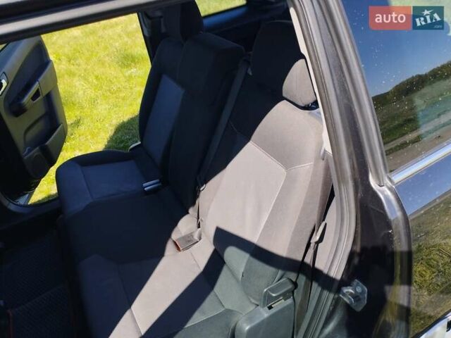 Черный Опель Зафира, объемом двигателя 1.6 л и пробегом 219 тыс. км за 7000 $, фото 19 на Automoto.ua