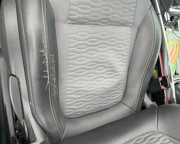 Опель Зафира 2012 в Луцке на Automoto.ua Черный Опель Зафира, объемом двигателя 1.96 л и пробегом 283 тыс. км за 11500 $, фото 13 на Automoto.ua