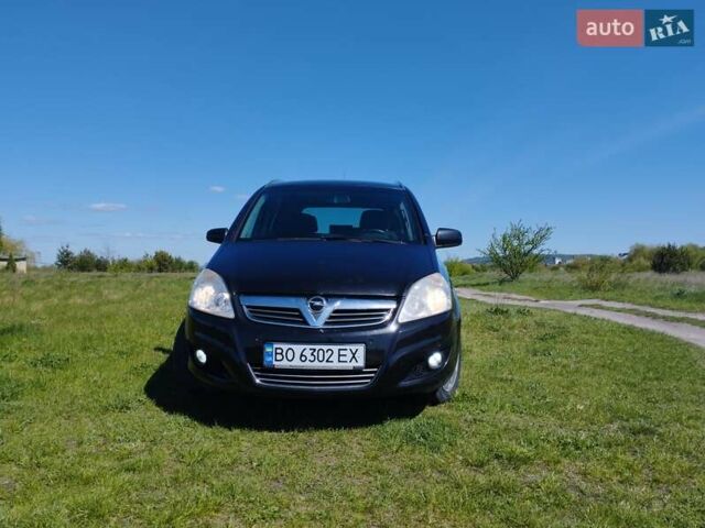 Черный Опель Зафира, объемом двигателя 1.6 л и пробегом 219 тыс. км за 7000 $, фото 13 на Automoto.ua