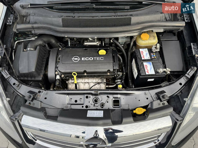 Черный Опель Зафира, объемом двигателя 1.8 л и пробегом 213 тыс. км за 7700 $, фото 31 на Automoto.ua