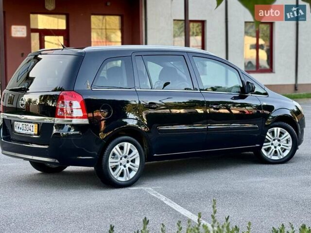 Чорний Опель Зафіра, об'ємом двигуна 1.7 л та пробігом 209 тис. км за 7950 $, фото 7 на Automoto.ua