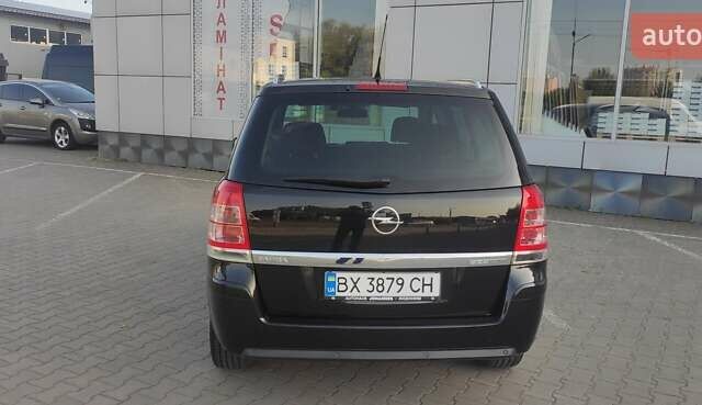 Опель Зафира 2012 в Хмельницком на Automoto.ua Черный Опель Зафира, объемом двигателя 1.7 л и пробегом 227 тыс. км за 8100 $, фото 4 на Automoto.ua