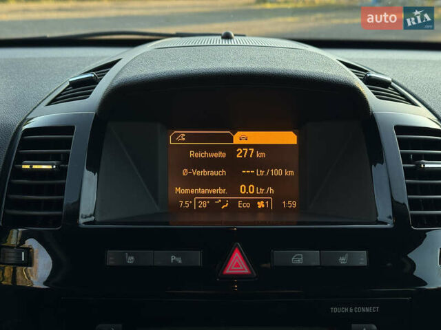 Черный Опель Зафира, объемом двигателя 1.7 л и пробегом 189 тыс. км за 8350 $, фото 65 на Automoto.ua