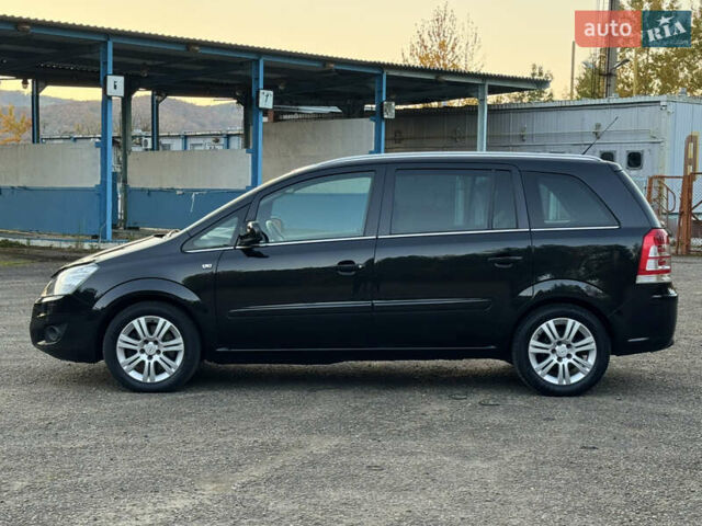 Черный Опель Зафира, объемом двигателя 1.7 л и пробегом 189 тыс. км за 8350 $, фото 42 на Automoto.ua