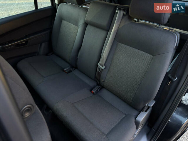 Черный Опель Зафира, объемом двигателя 1.7 л и пробегом 189 тыс. км за 8350 $, фото 77 на Automoto.ua