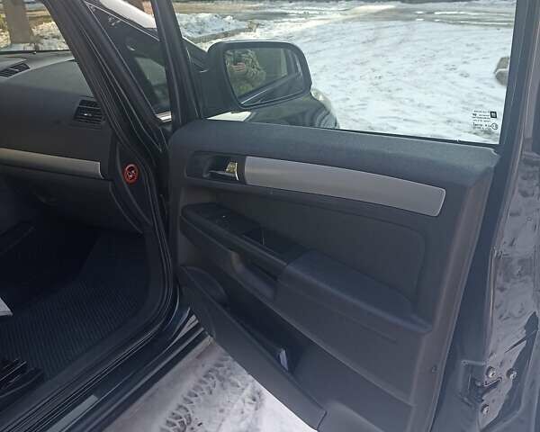 Опель Зафира 2012 в Самборе на Automoto.ua Черный Опель Зафира, объемом двигателя 1.7 л и пробегом 178 тыс. км за 8100 $, фото 25 на Automoto.ua