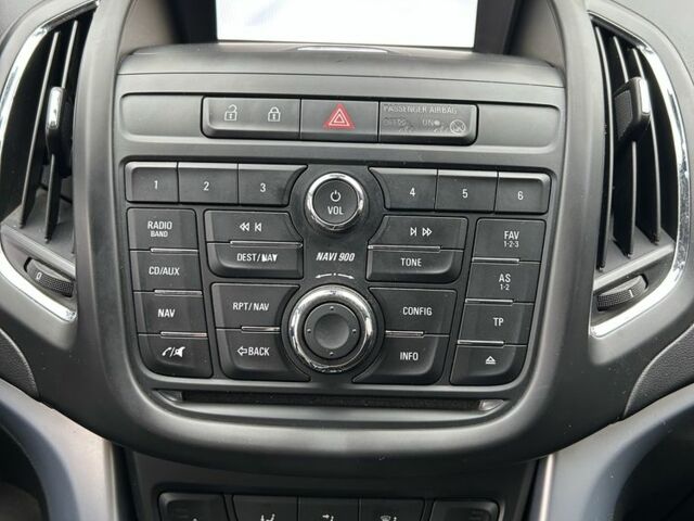 Черный Опель Зафира, объемом двигателя 2 л и пробегом 235 тыс. км за 9700 $, фото 8 на Automoto.ua