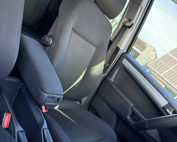 Черный Опель Зафира, объемом двигателя 1.8 л и пробегом 213 тыс. км за 7700 $, фото 106 на Automoto.ua