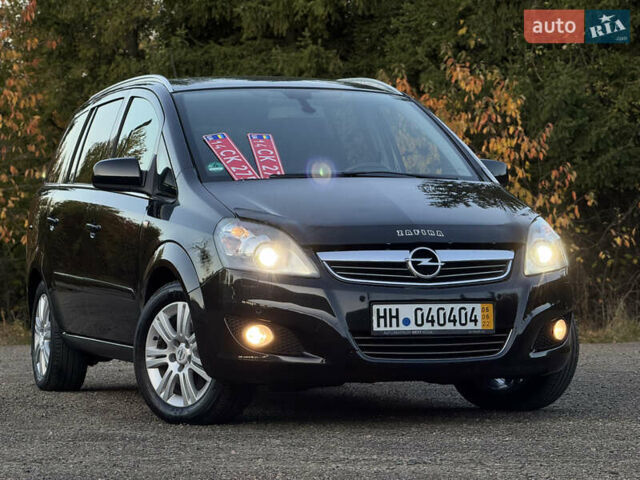 Черный Опель Зафира, объемом двигателя 1.7 л и пробегом 189 тыс. км за 8350 $, фото 140 на Automoto.ua