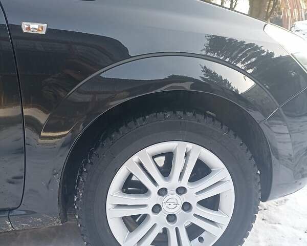 Опель Зафира 2012 в Самборе на Automoto.ua Черный Опель Зафира, объемом двигателя 1.7 л и пробегом 178 тыс. км за 8100 $, фото 8 на Automoto.ua