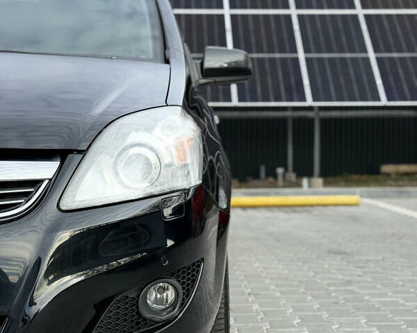 Черный Опель Зафира, объемом двигателя 1.8 л и пробегом 213 тыс. км за 7700 $, фото 19 на Automoto.ua